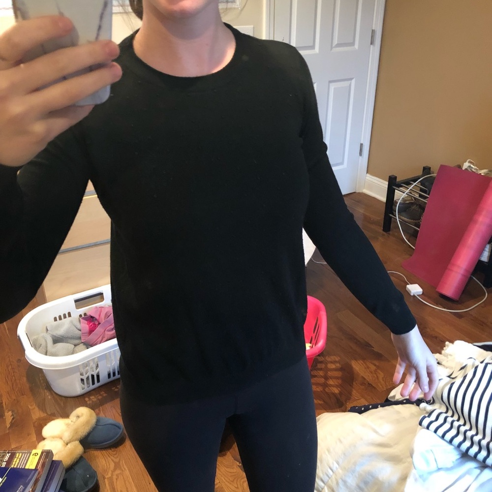 Black polka dot sweater